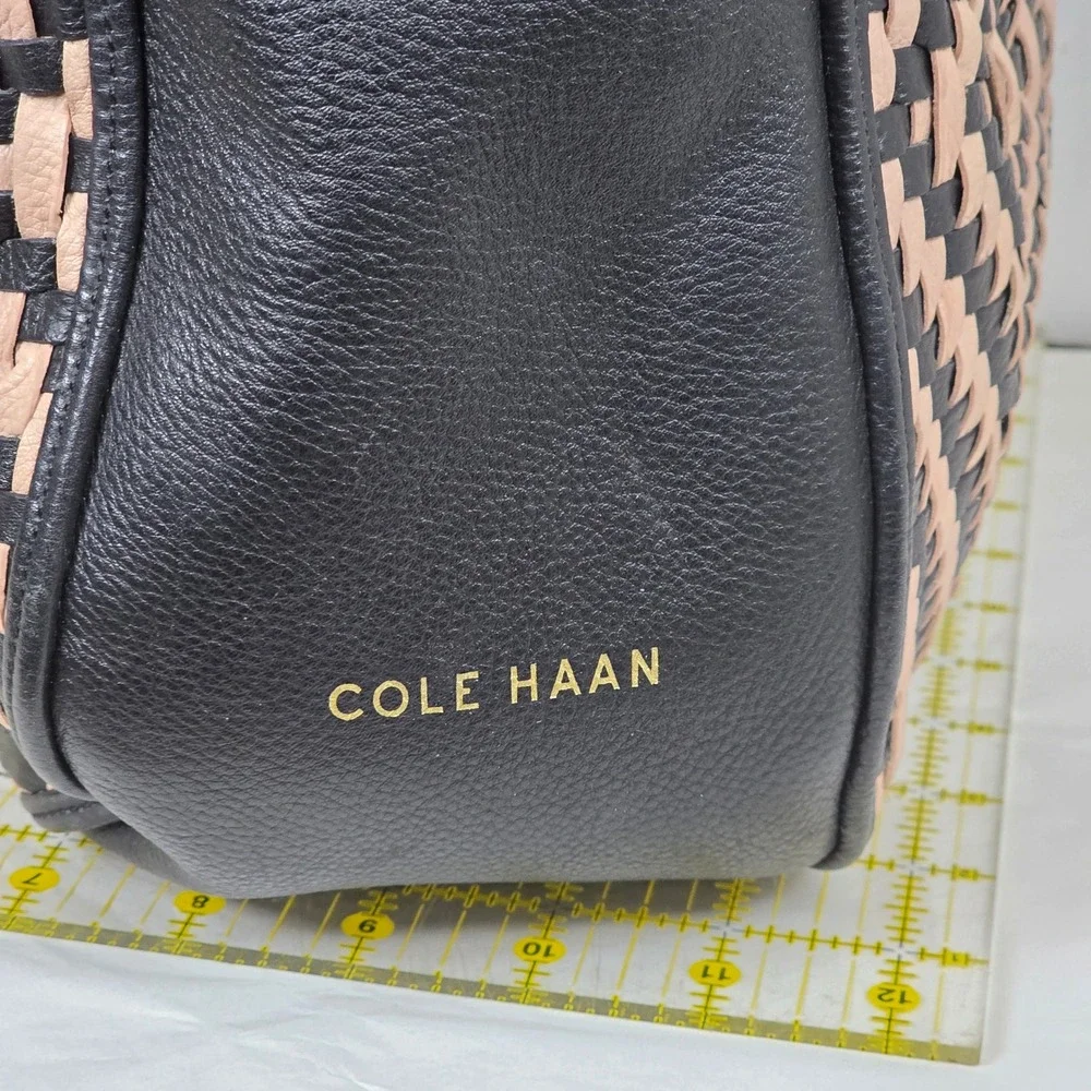 Cole Haan Black cream skylar Woven Leather hobo bag Hobo diamond‎ Tassel